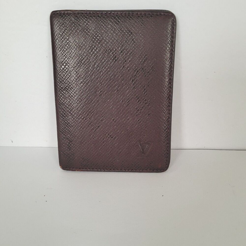 Louis Vuitton LV Taiga‎ Vintage Card 2 ID Windows Wallet Brown Bifold Small Auth